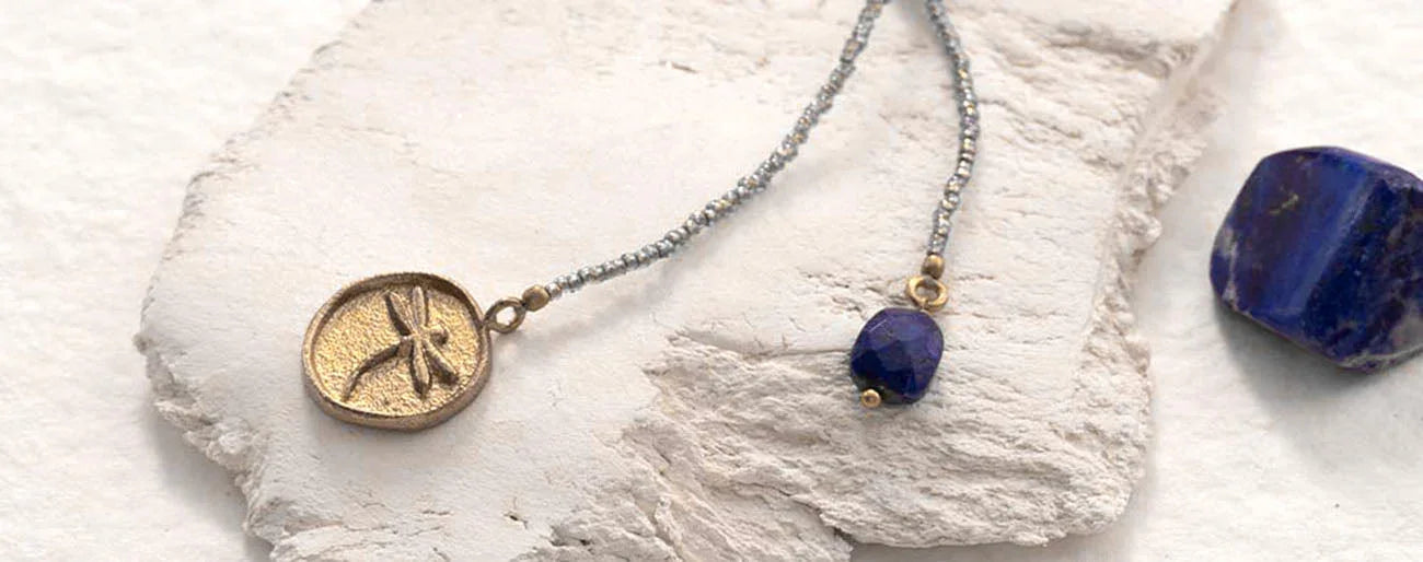 Lapis lazuli makes friends everywhere