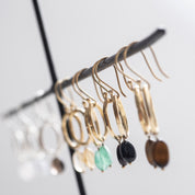 Graceful Schwarzer Onyx vergoldete Ohrringe