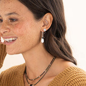 Intention Zwarte Onyx Verzilverde Oorbellen