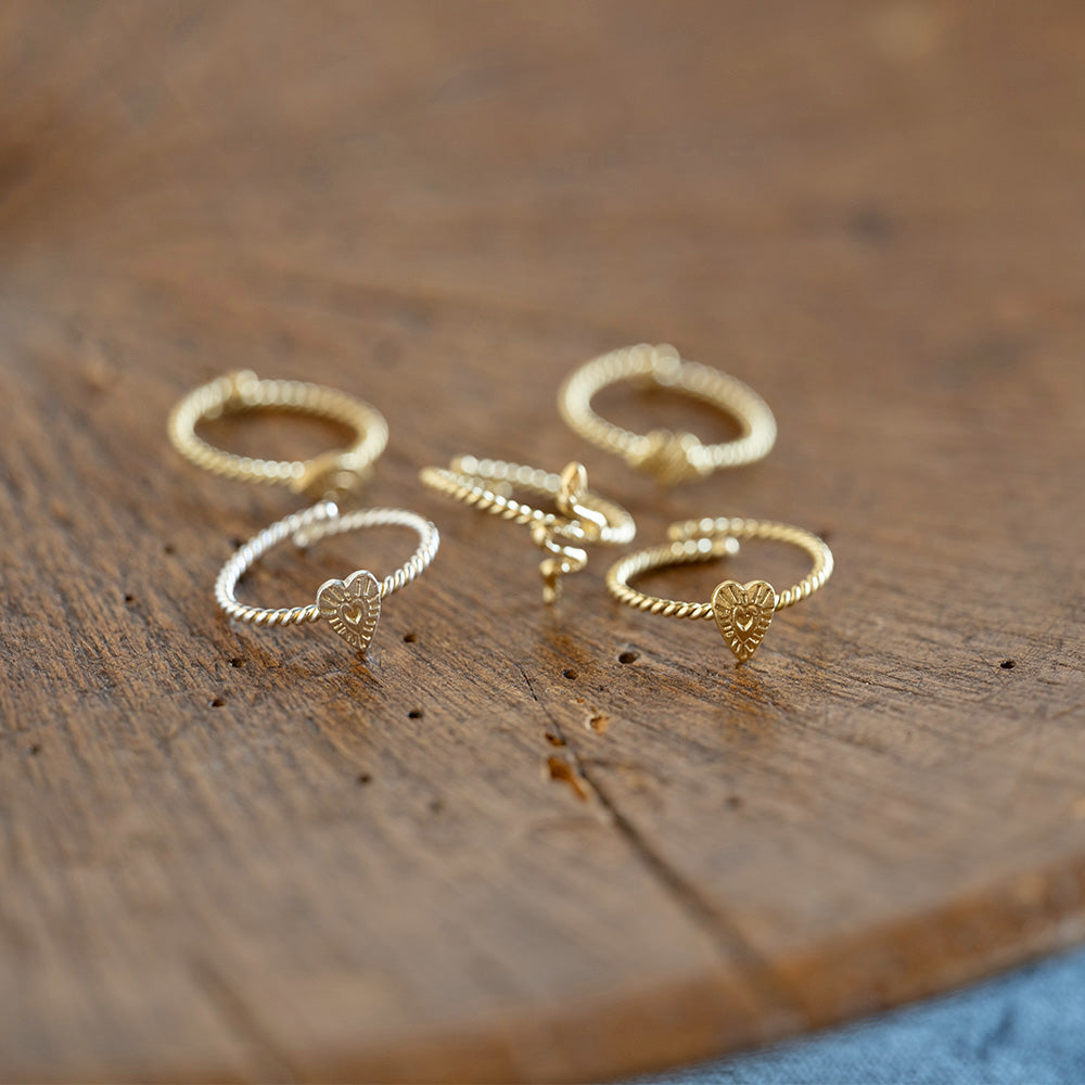 Honorable Vintage Hart Ring Zilverkleurig