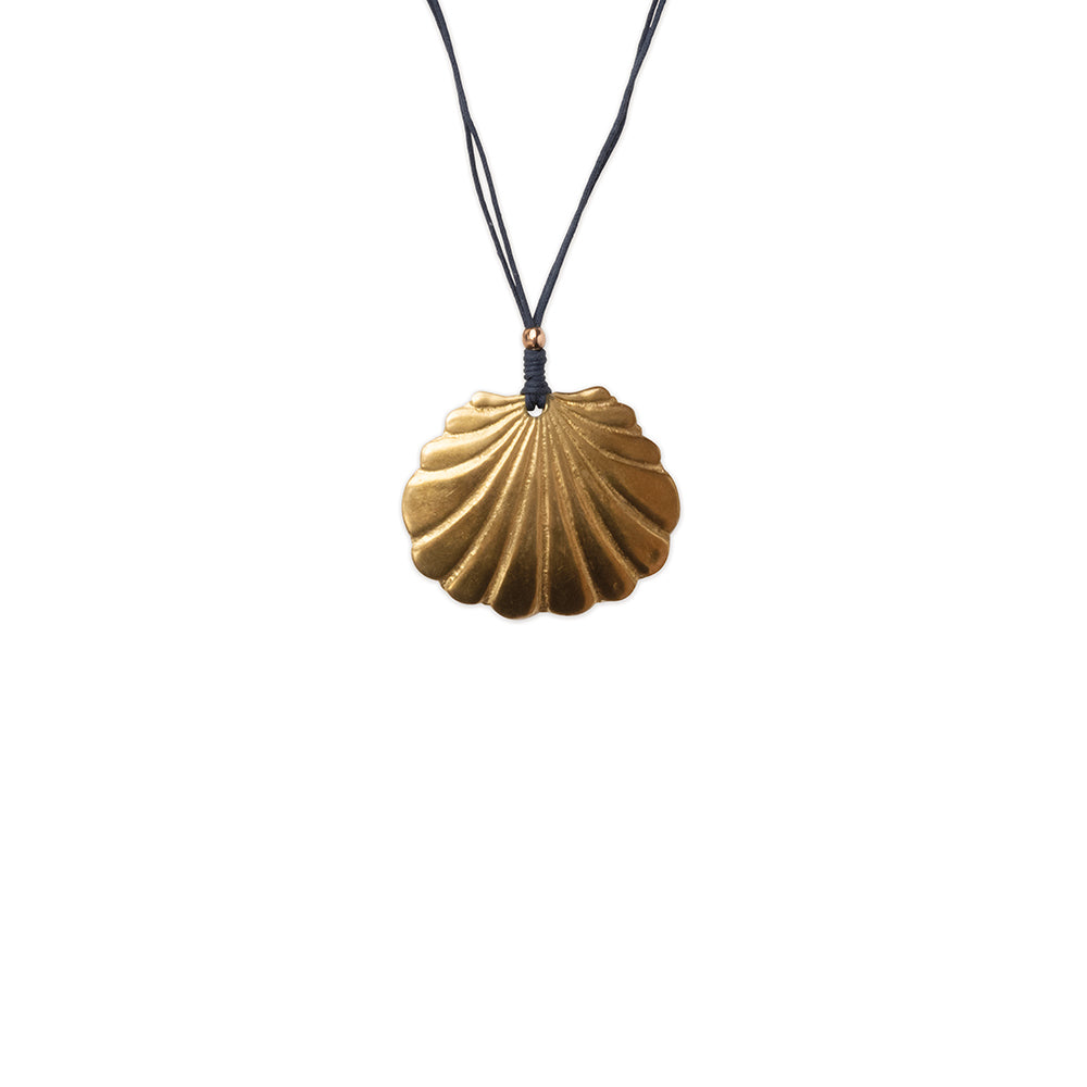 Statement Shell Cord Necklace
