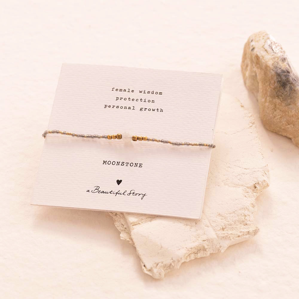 Iris Card Mondstein goldfarbiges Armband