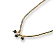 Empathy Schwarzer Onyx goldfarbige Halskette