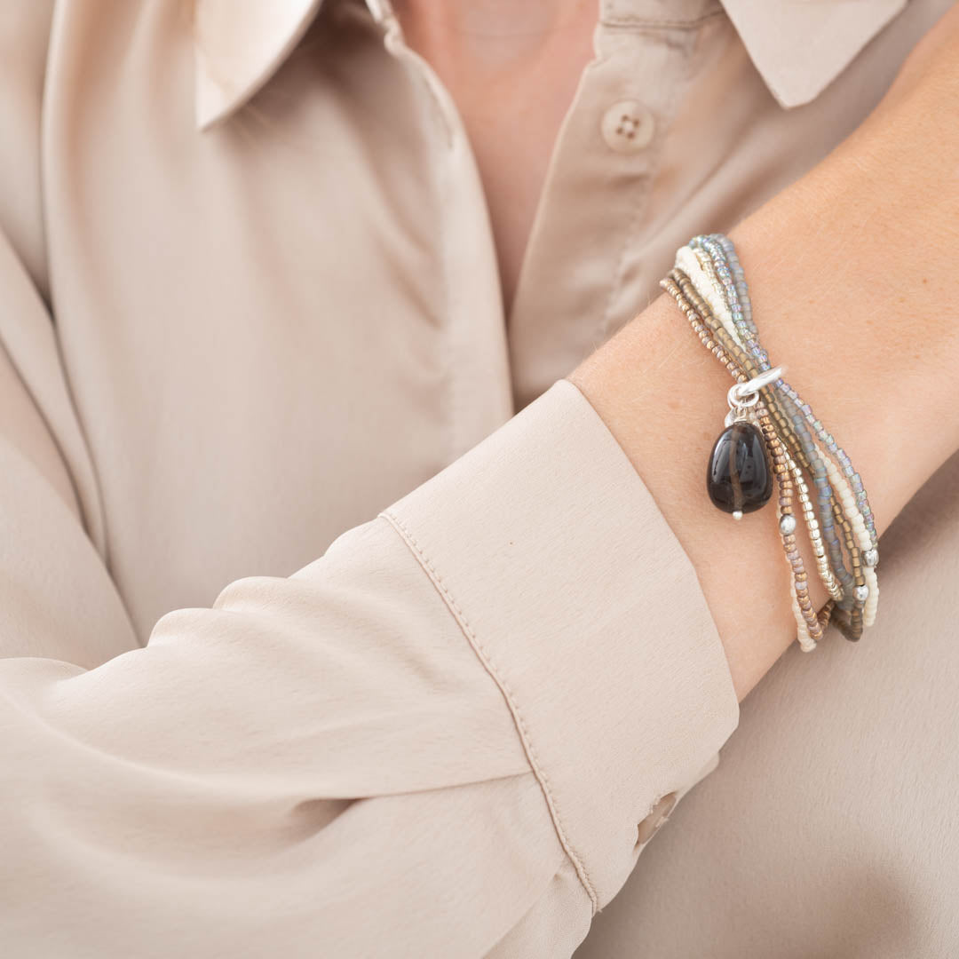 Nirmala Rauchquarz versilbertes Armband