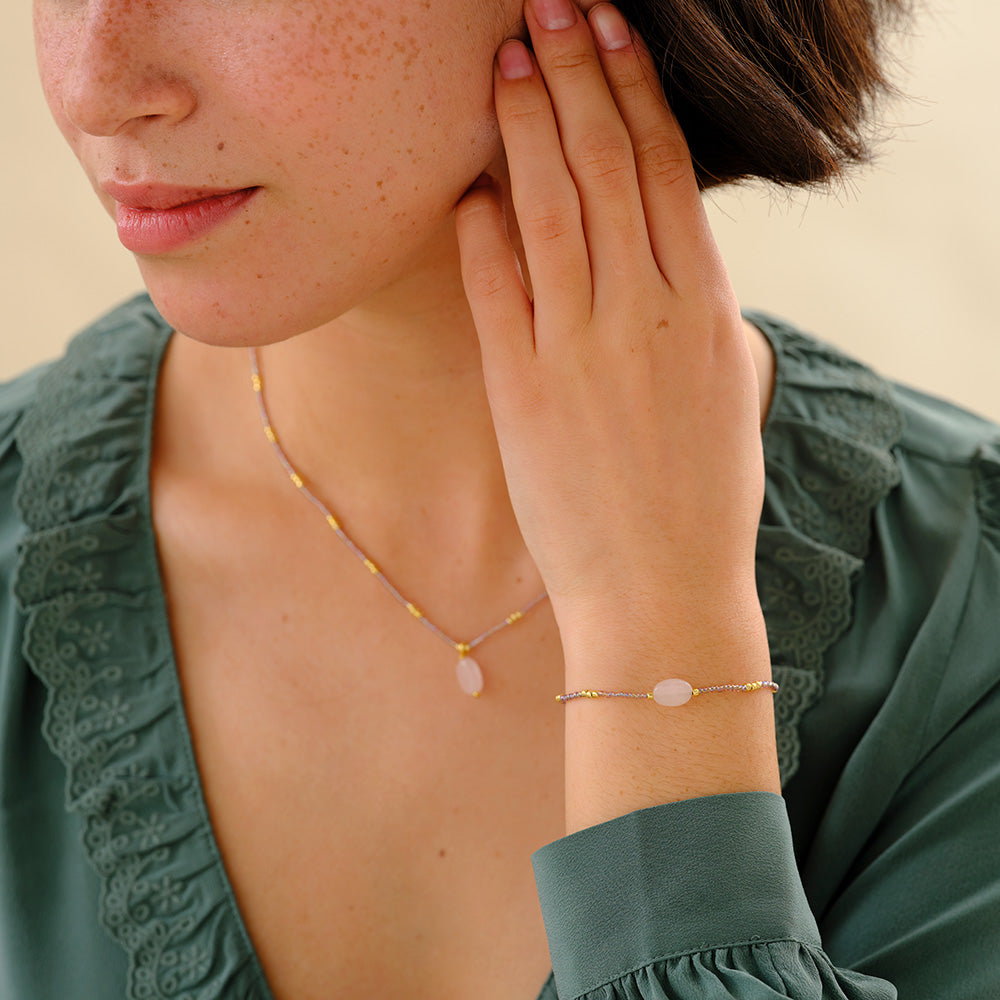 Wanting Rose Quartz Bracelet Gold Colored