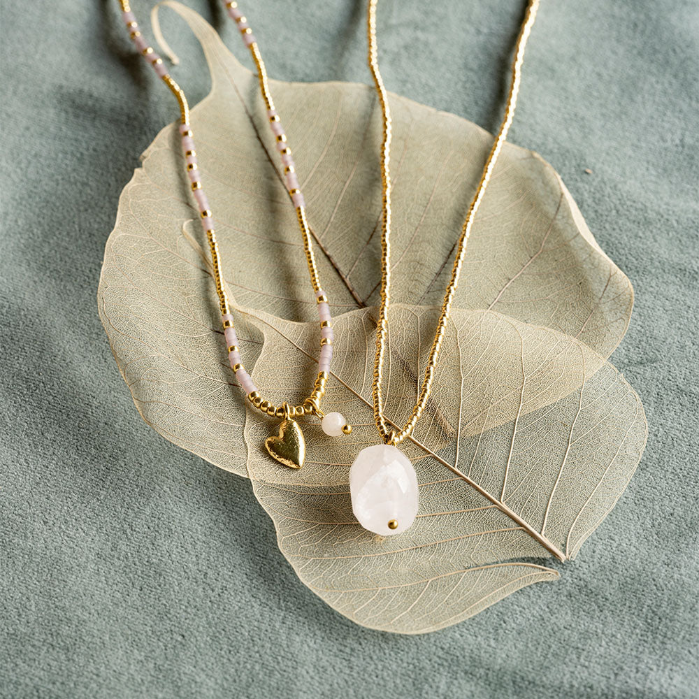 Honored Rosenquarz Halskette