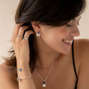 Belief Zwarte Onyx Verzilverde Oorbellen