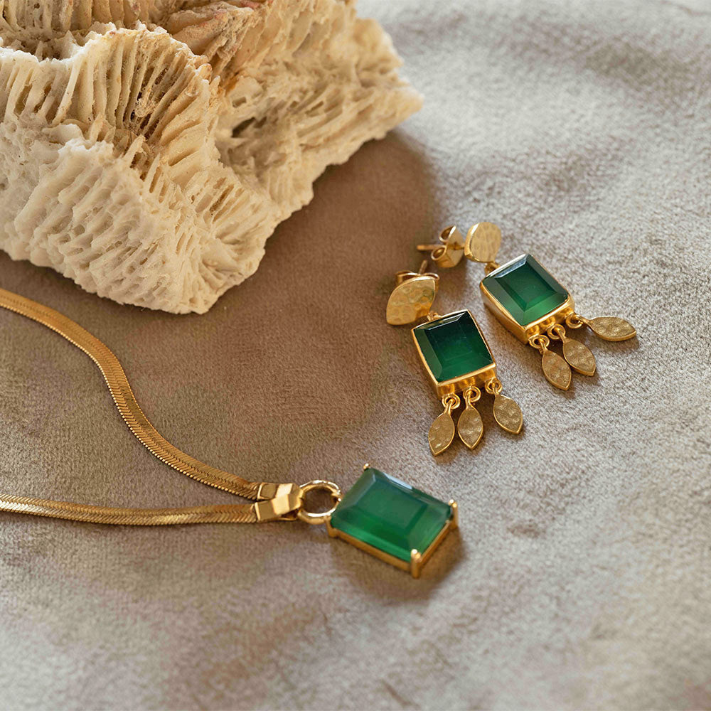 Affectionate Groene Onyx Oorbellen