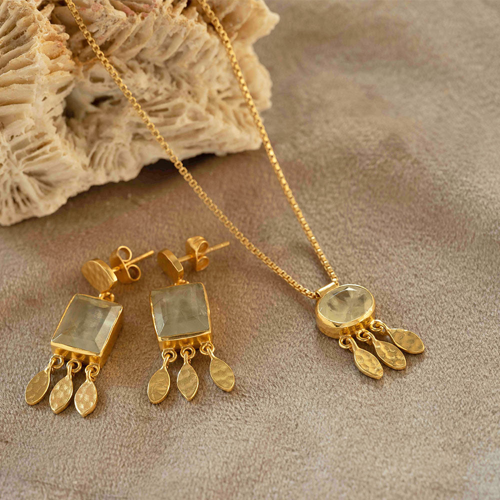 Authentic Prehnit Halskette