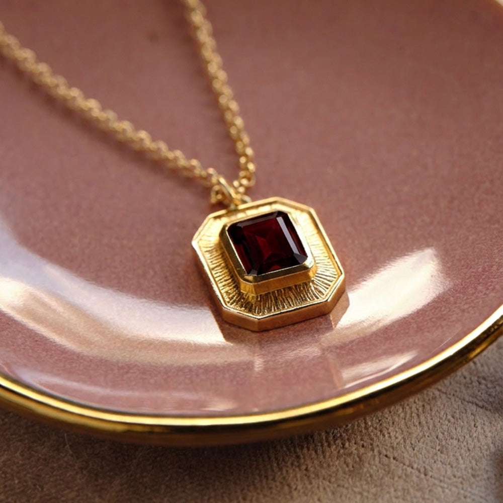 Facet Granaat Ketting